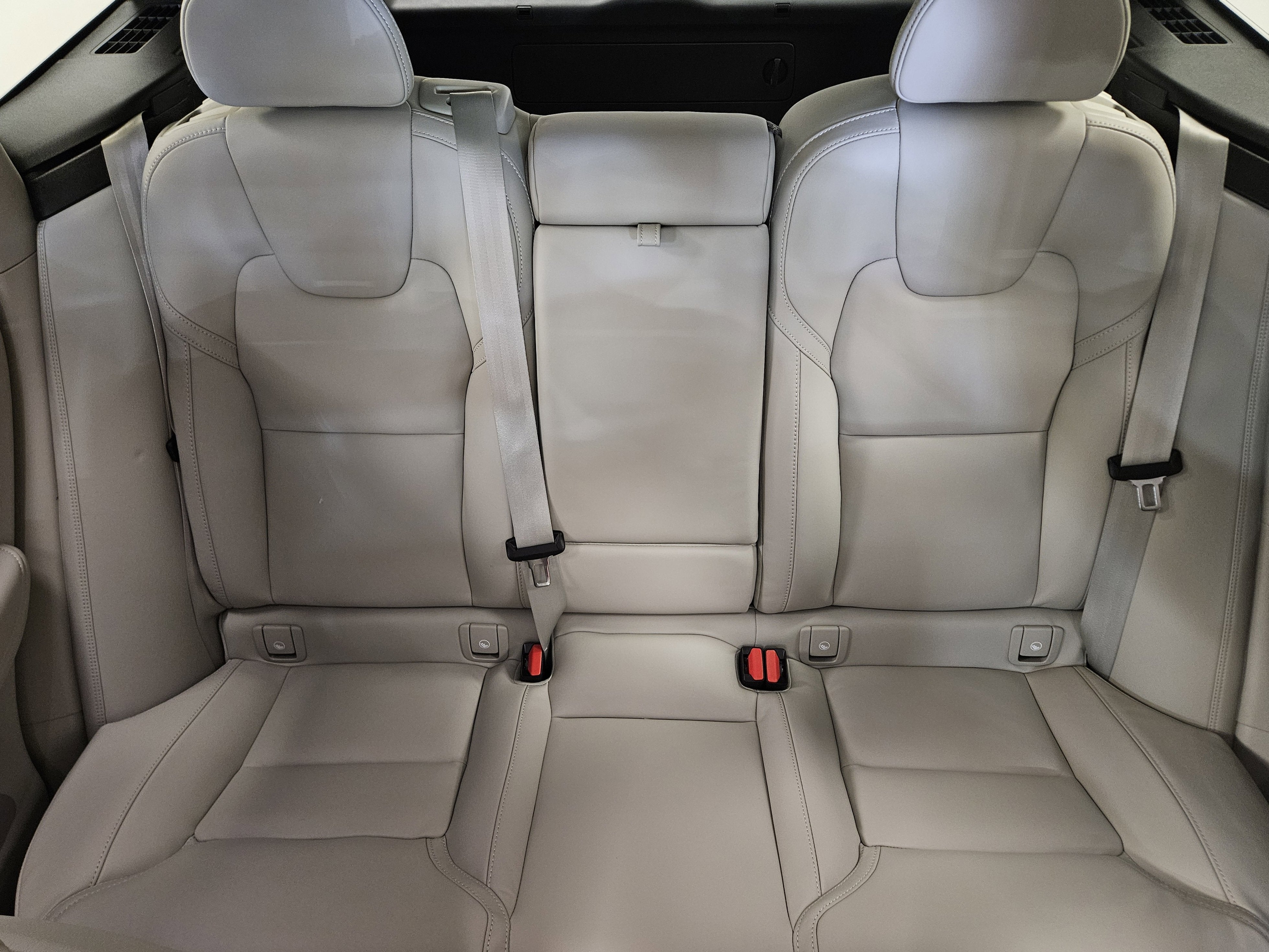 2026 Volvo XC60 Plug-In Hybrid Ultra