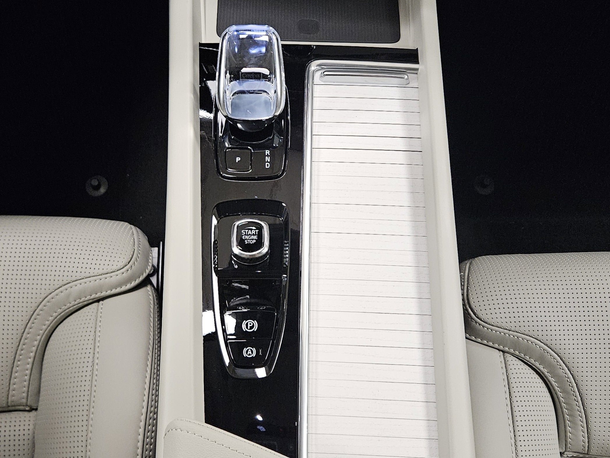 2026 Volvo XC60 Plug-In Hybrid Ultra