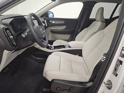 2026 Volvo XC40 Plus