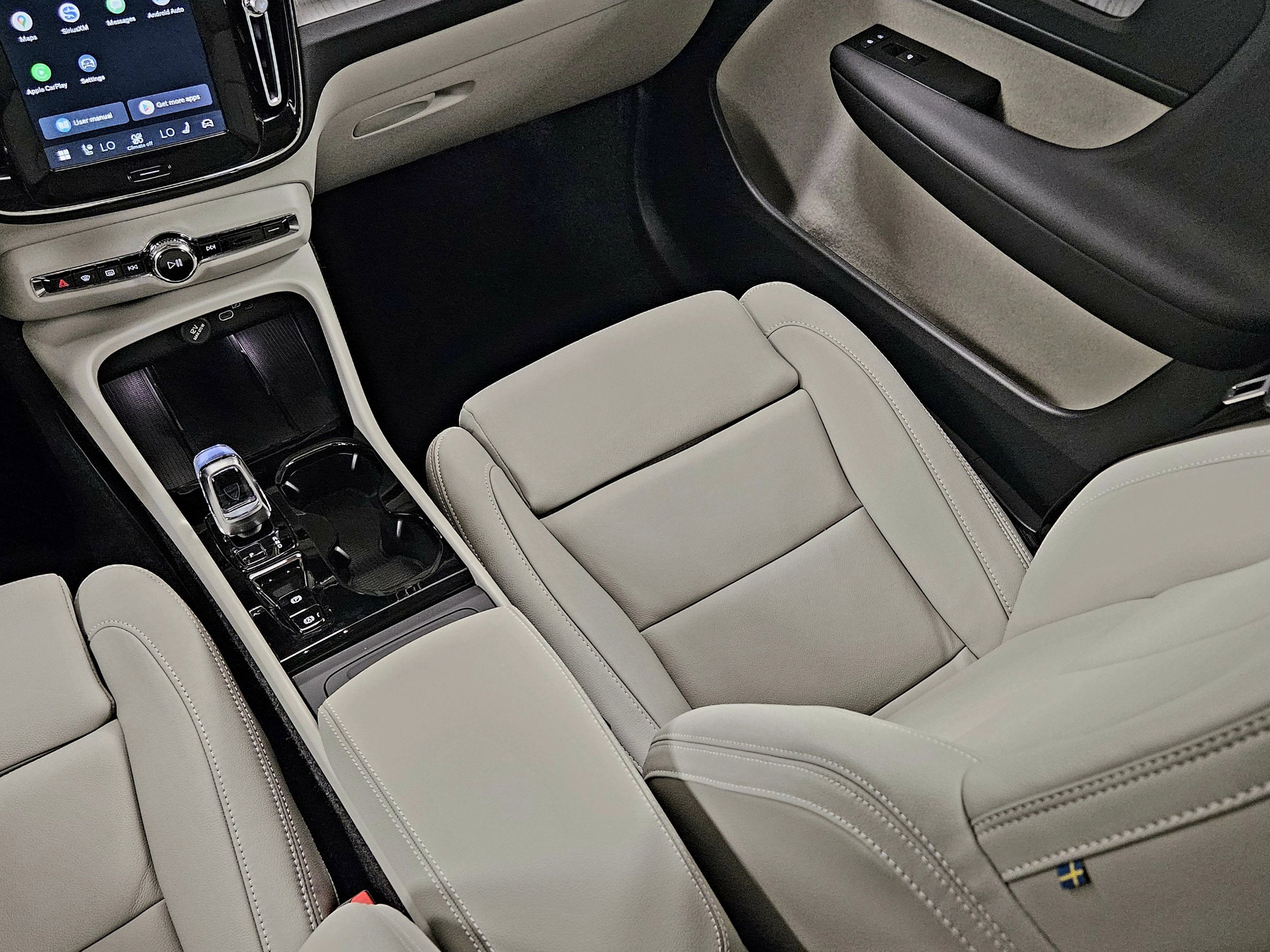 2026 Volvo XC40 Plus