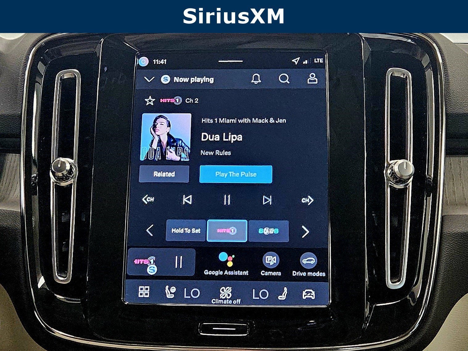 2026 Volvo XC40 Plus