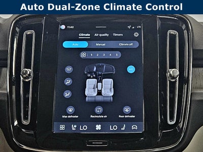 2026 Volvo XC40 Plus