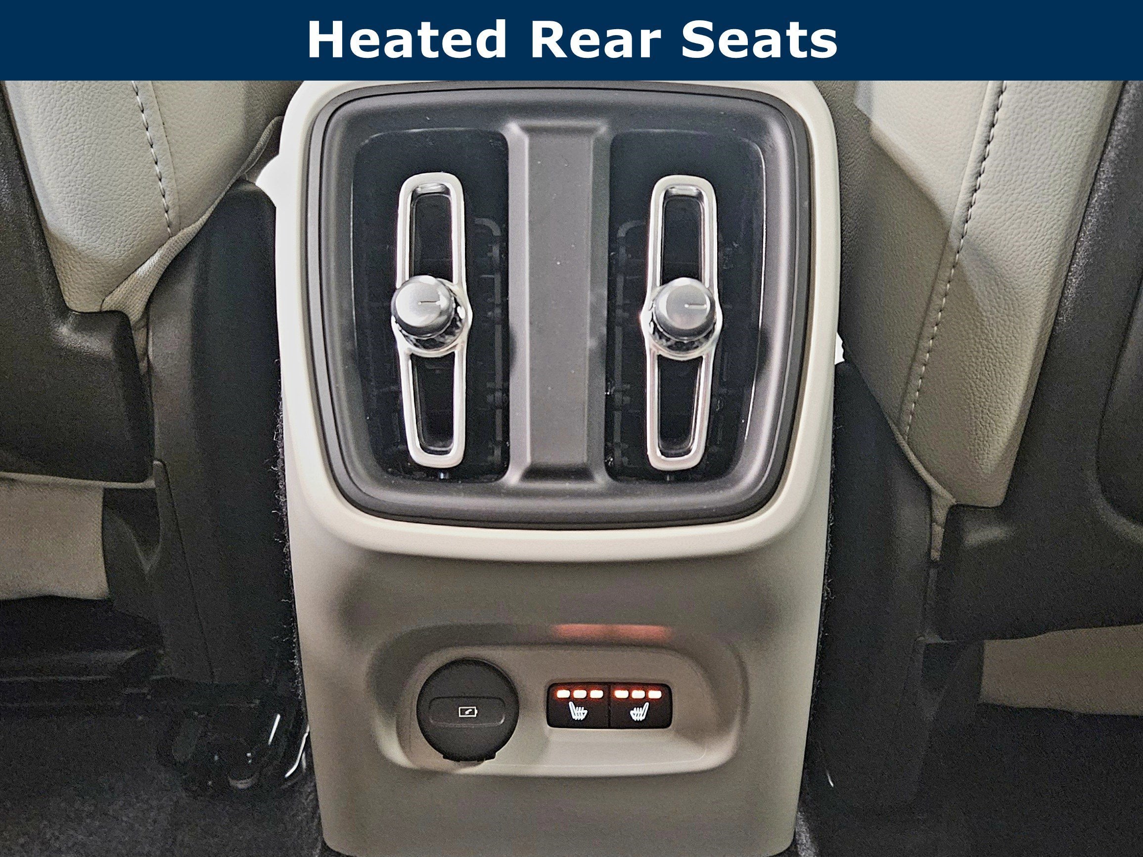 2026 Volvo XC40 Plus