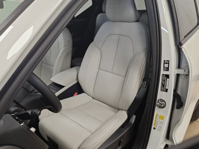 2026 Volvo XC40 Plus