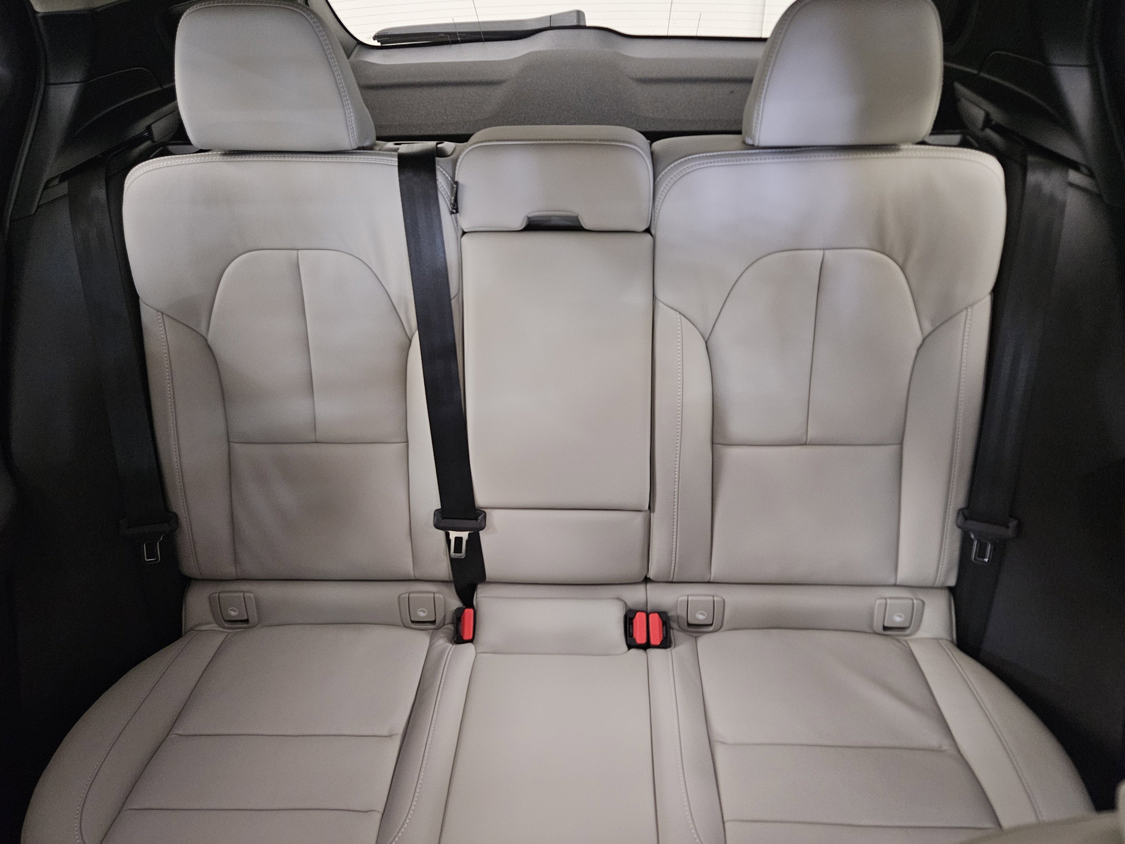 2026 Volvo XC40 Plus