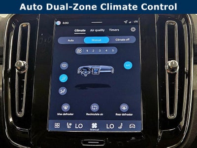 2026 Volvo XC40 Plus