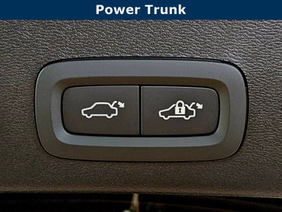 2026 Volvo XC40 Plus