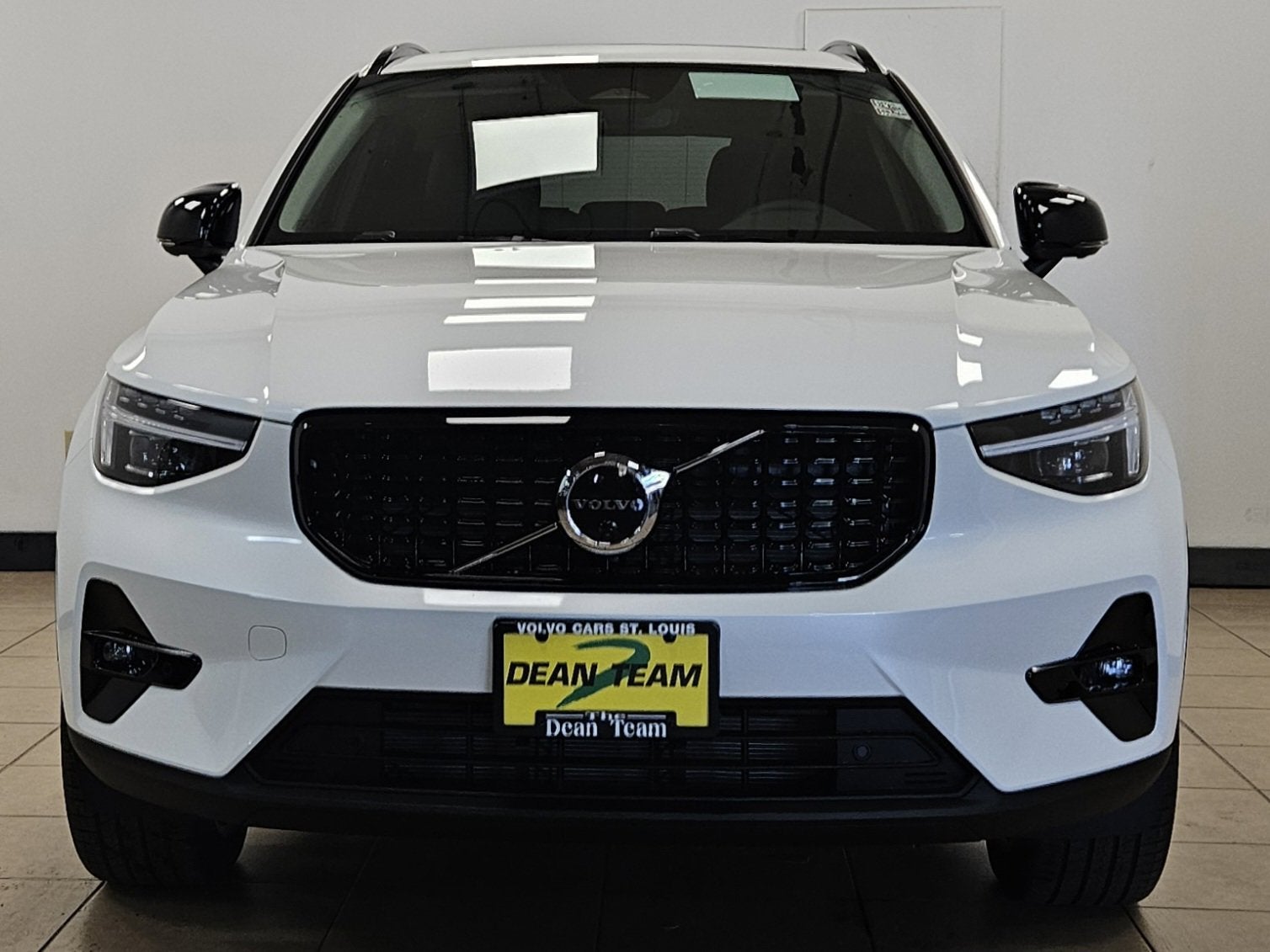 2026 Volvo XC40 Plus