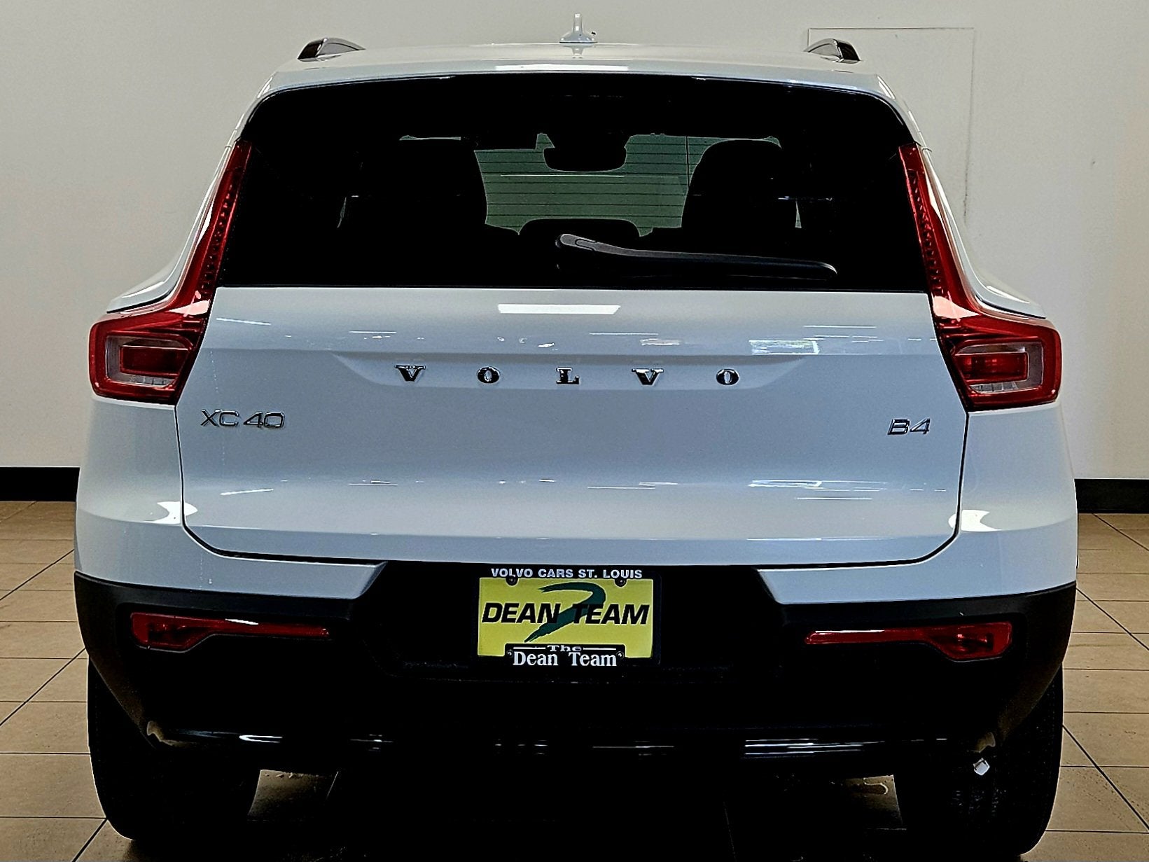 2026 Volvo XC40 Plus