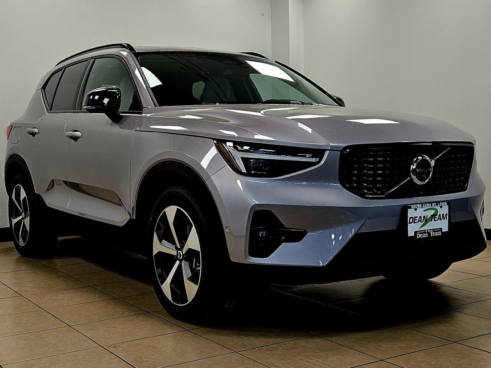 2026 Volvo XC40 Plus