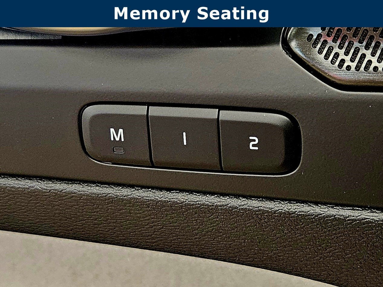 2026 Volvo XC40 Plus