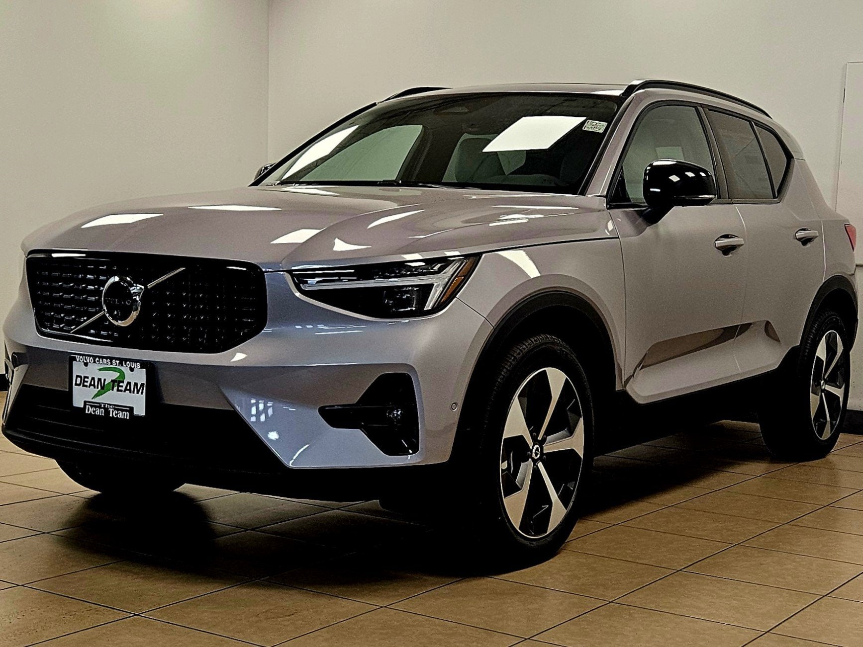 2026 Volvo XC40 Plus