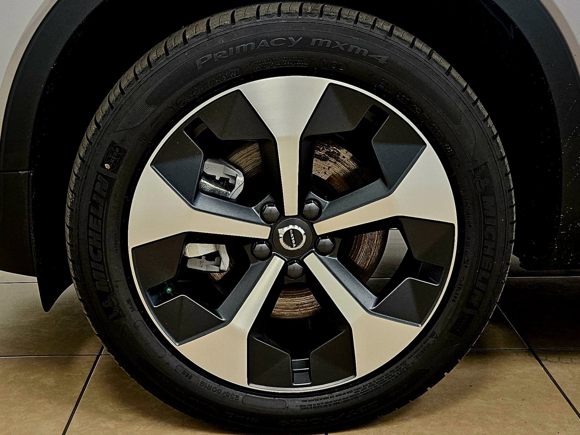 2026 Volvo XC40 Plus