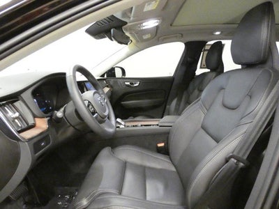 2023 Volvo XC60 Ultimate Dark Theme