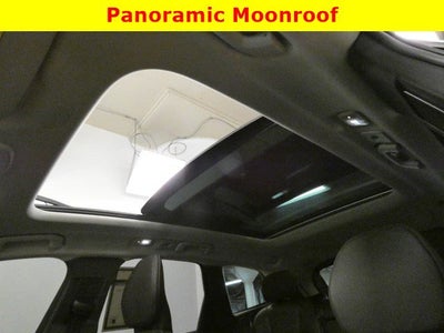 2023 Volvo XC60 Ultimate Dark Theme