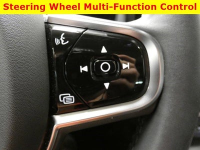 2023 Volvo XC60 Ultimate Dark Theme