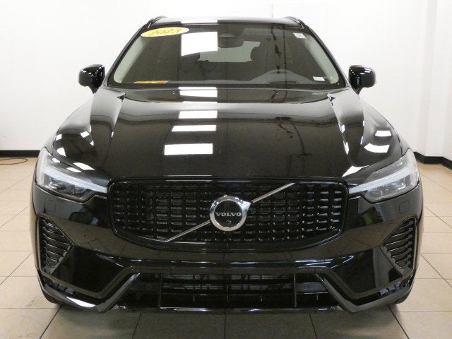 2023 Volvo XC60 Ultimate Dark Theme