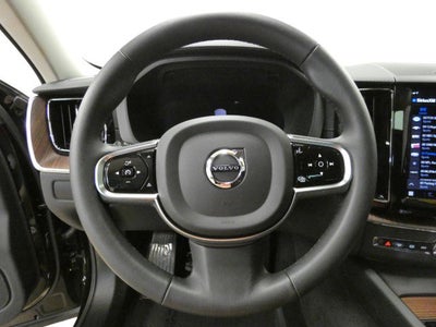 2023 Volvo XC60 Ultimate Dark Theme