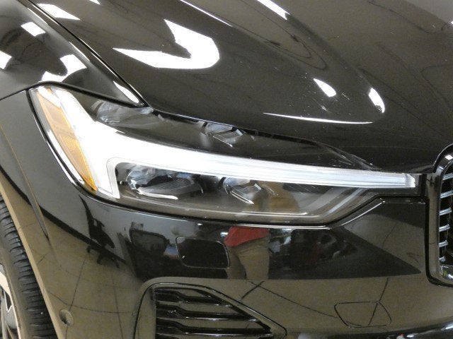 2023 Volvo XC60 Ultimate Dark Theme