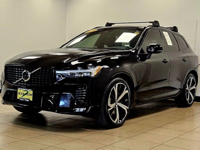 2022 Volvo XC60 R-Design