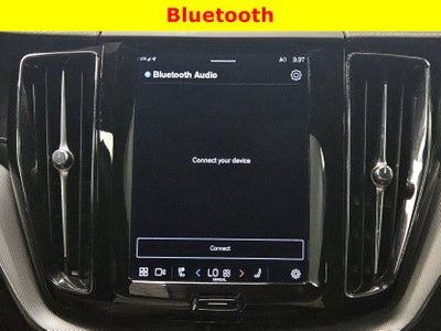 2022 Volvo XC60 R-Design