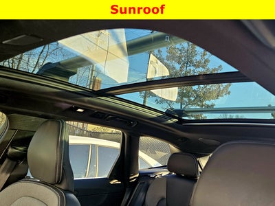 2022 Volvo XC60 R-Design