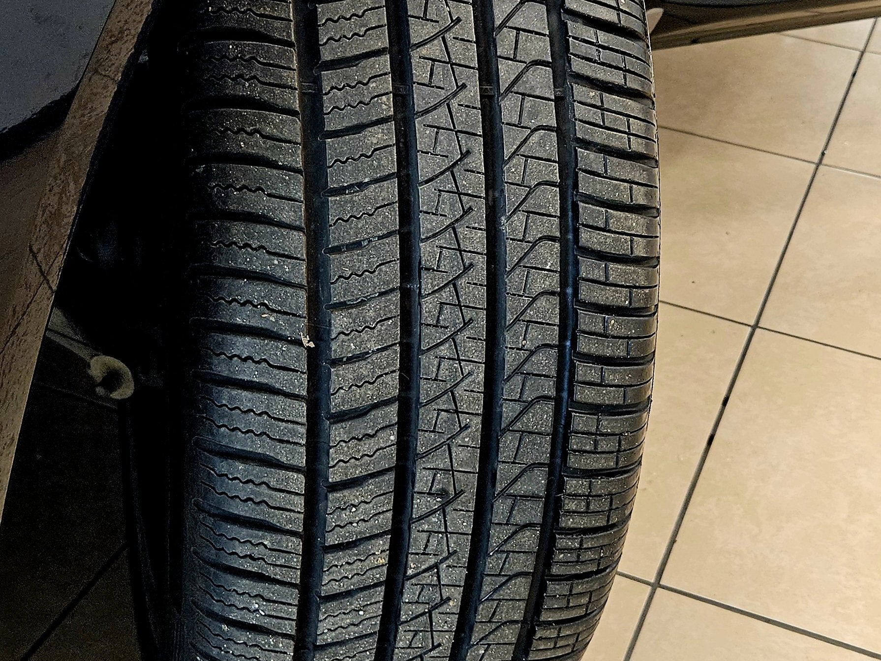 2022 Volvo XC60 R-Design