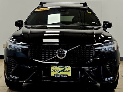 2022 Volvo XC60 R-Design