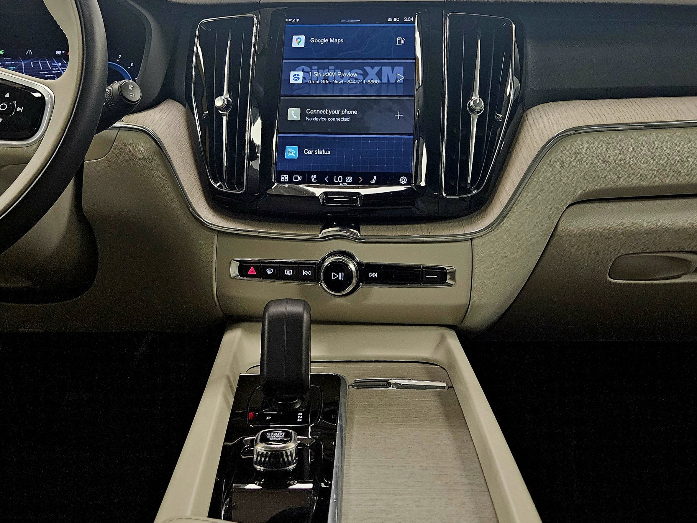 2023 Volvo XC60 Plus Bright Theme