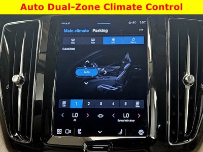 2023 Volvo XC60 Plus Bright Theme