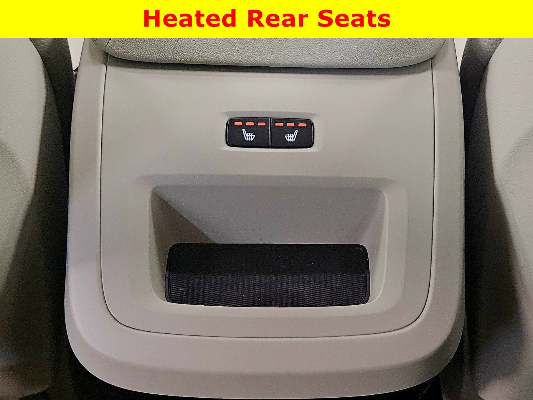 2023 Volvo XC60 Plus Bright Theme