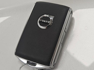 2023 Volvo XC60 Plus Bright Theme