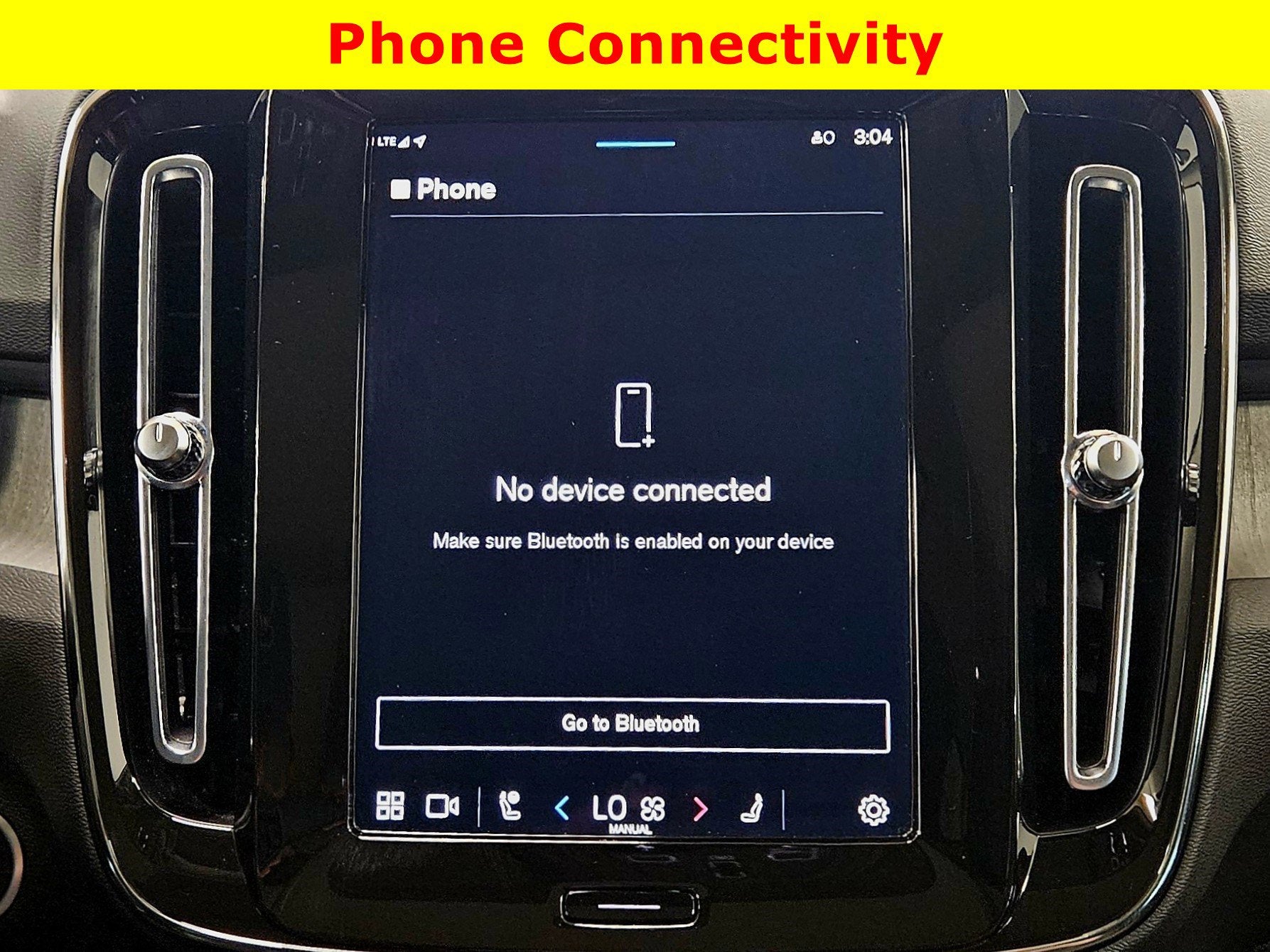 2023 Volvo XC40 Ultimate Bright Theme