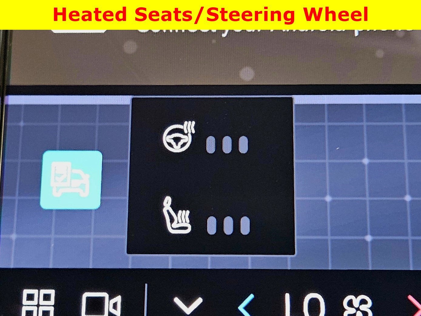 2023 Volvo XC40 Ultimate Bright Theme