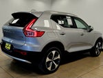 2023 Volvo XC40 Ultimate Bright Theme