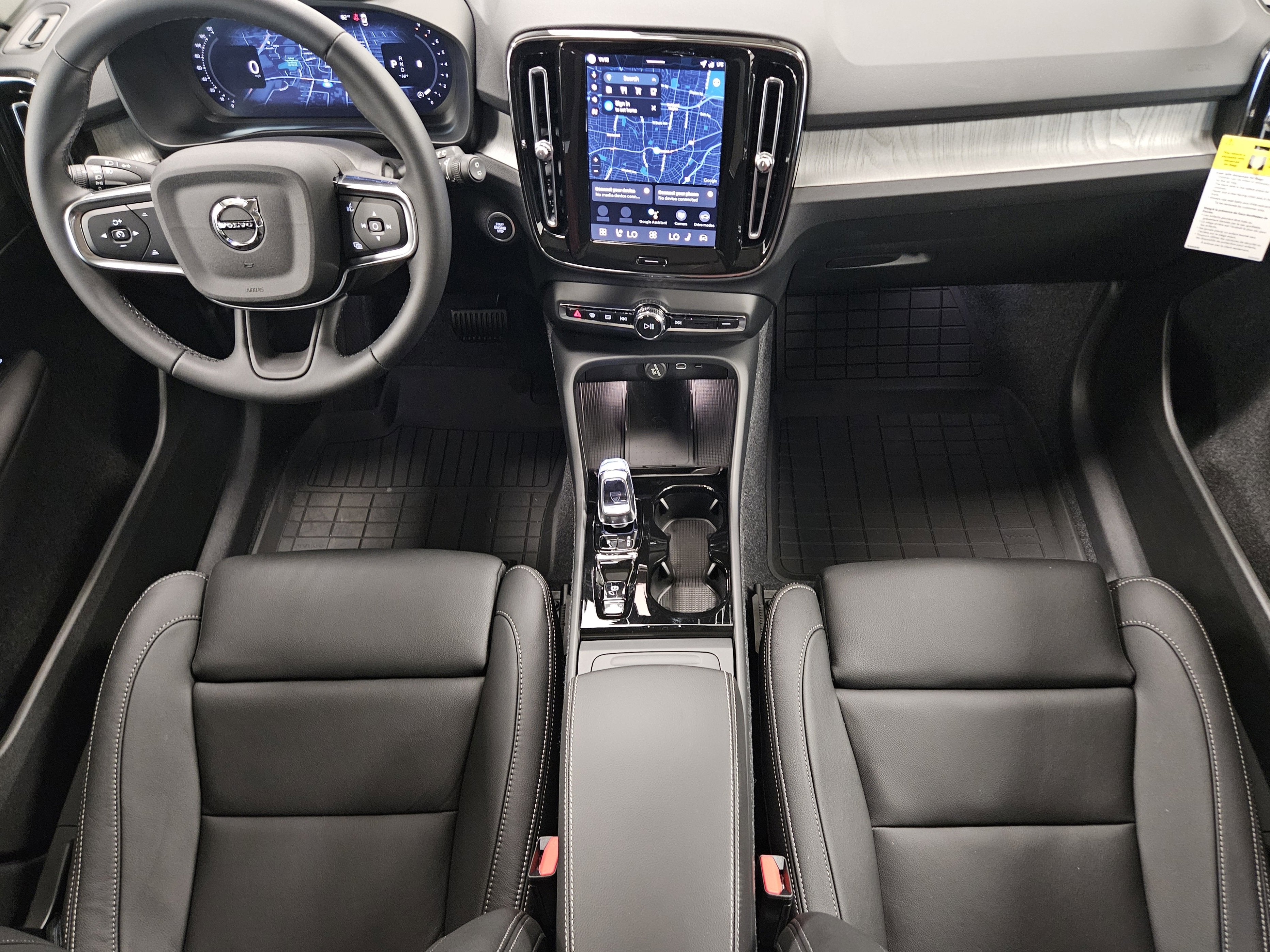 2026 Volvo XC40 Plus