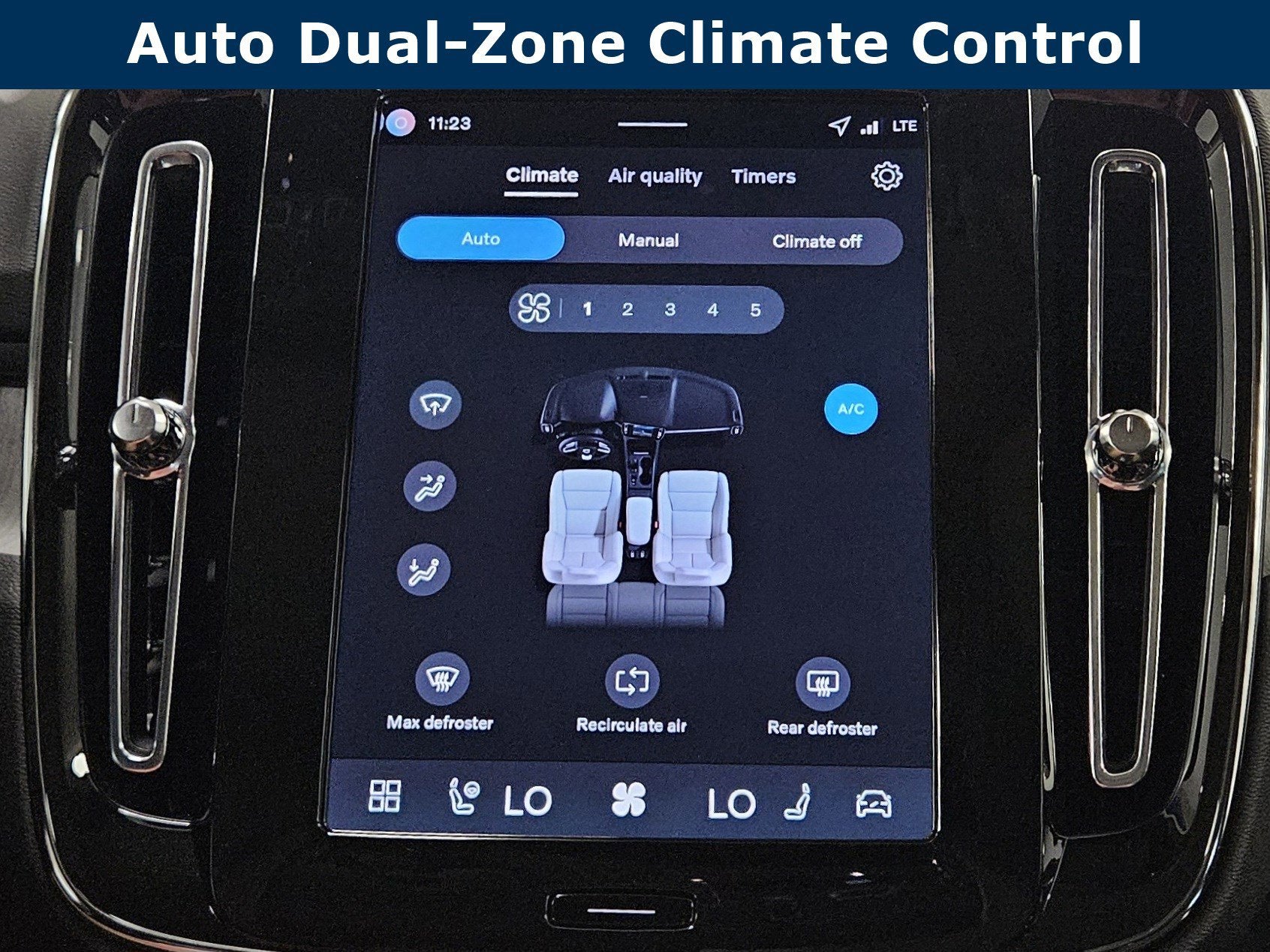 2026 Volvo XC40 Plus