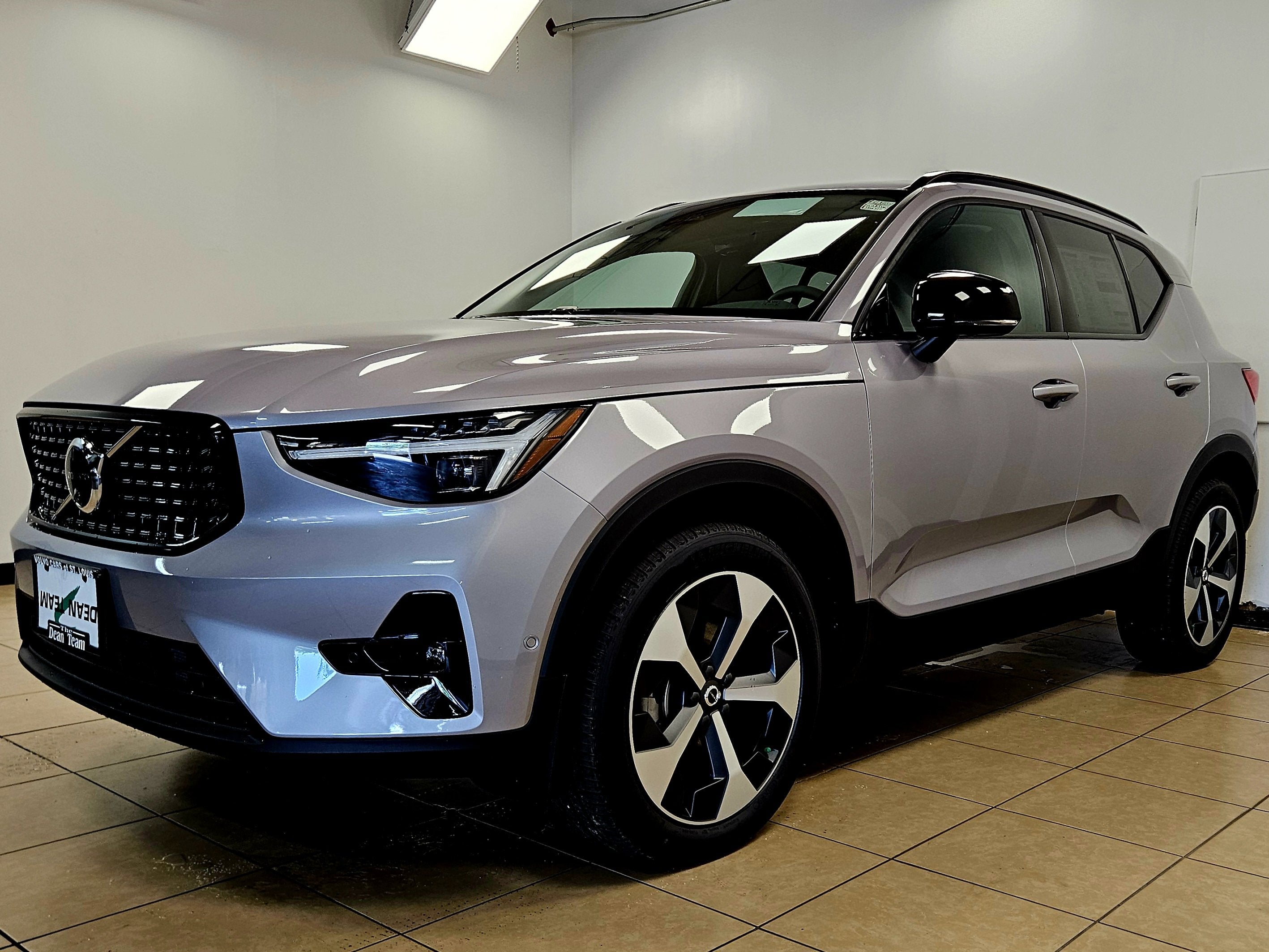 2026 Volvo XC40 Plus