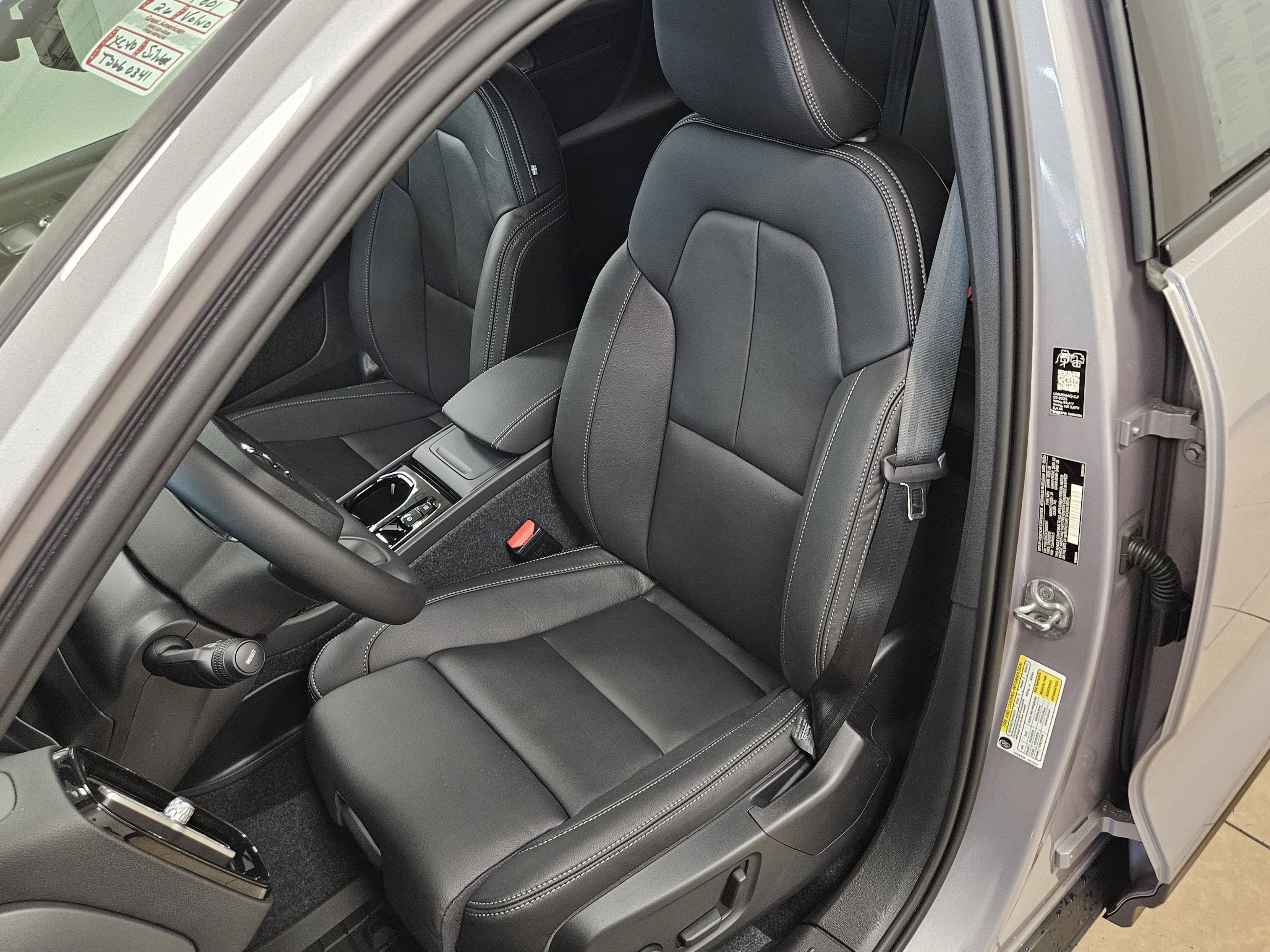 2026 Volvo XC40 Plus