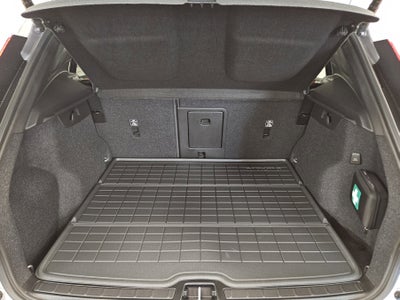 2026 Volvo XC40 Plus