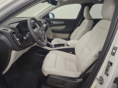 2026 Volvo XC40 Plus