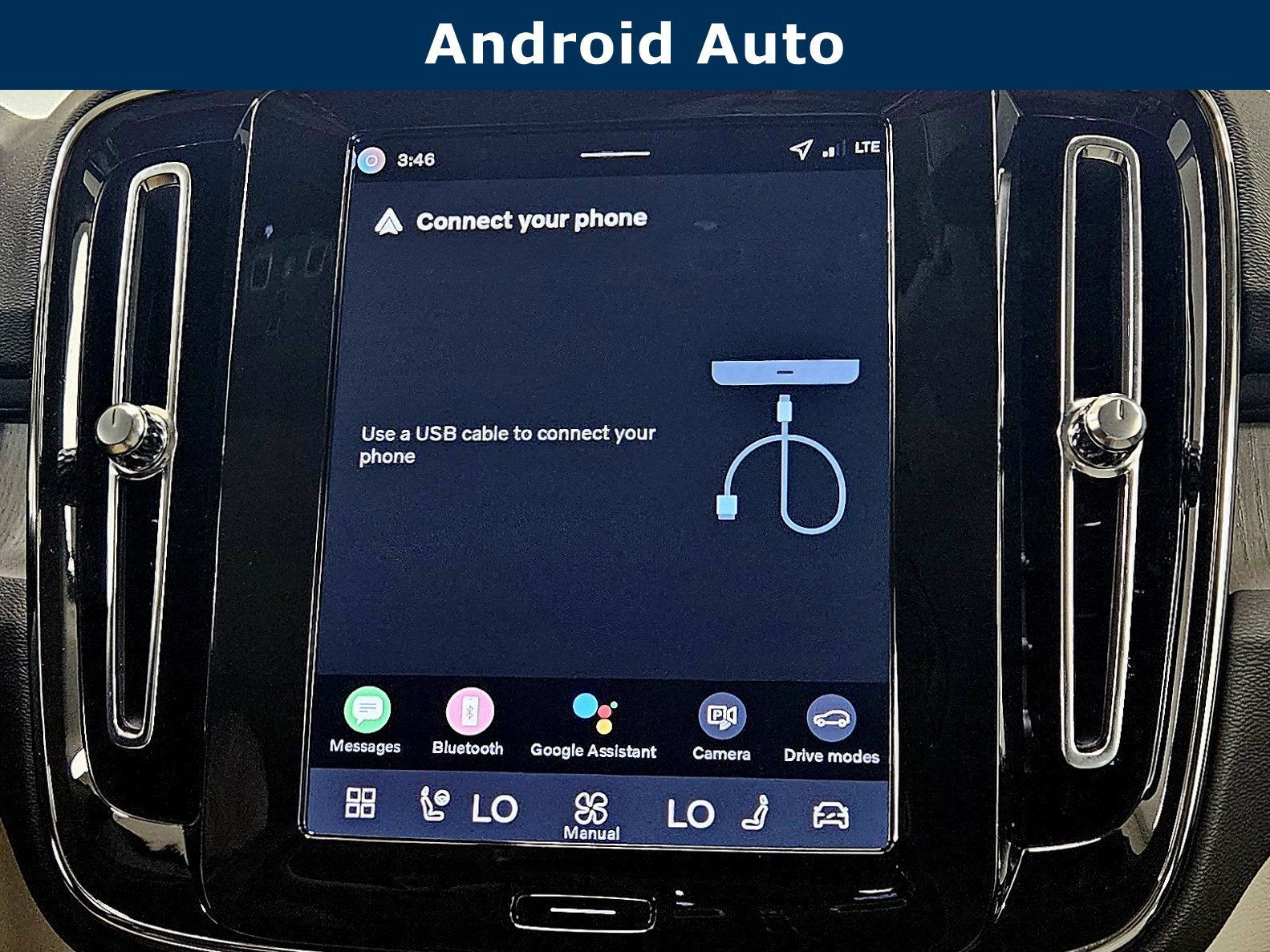 2026 Volvo XC40 Plus