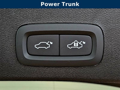 2026 Volvo XC40 Plus