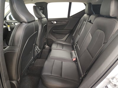 2026 Volvo XC40 Plus