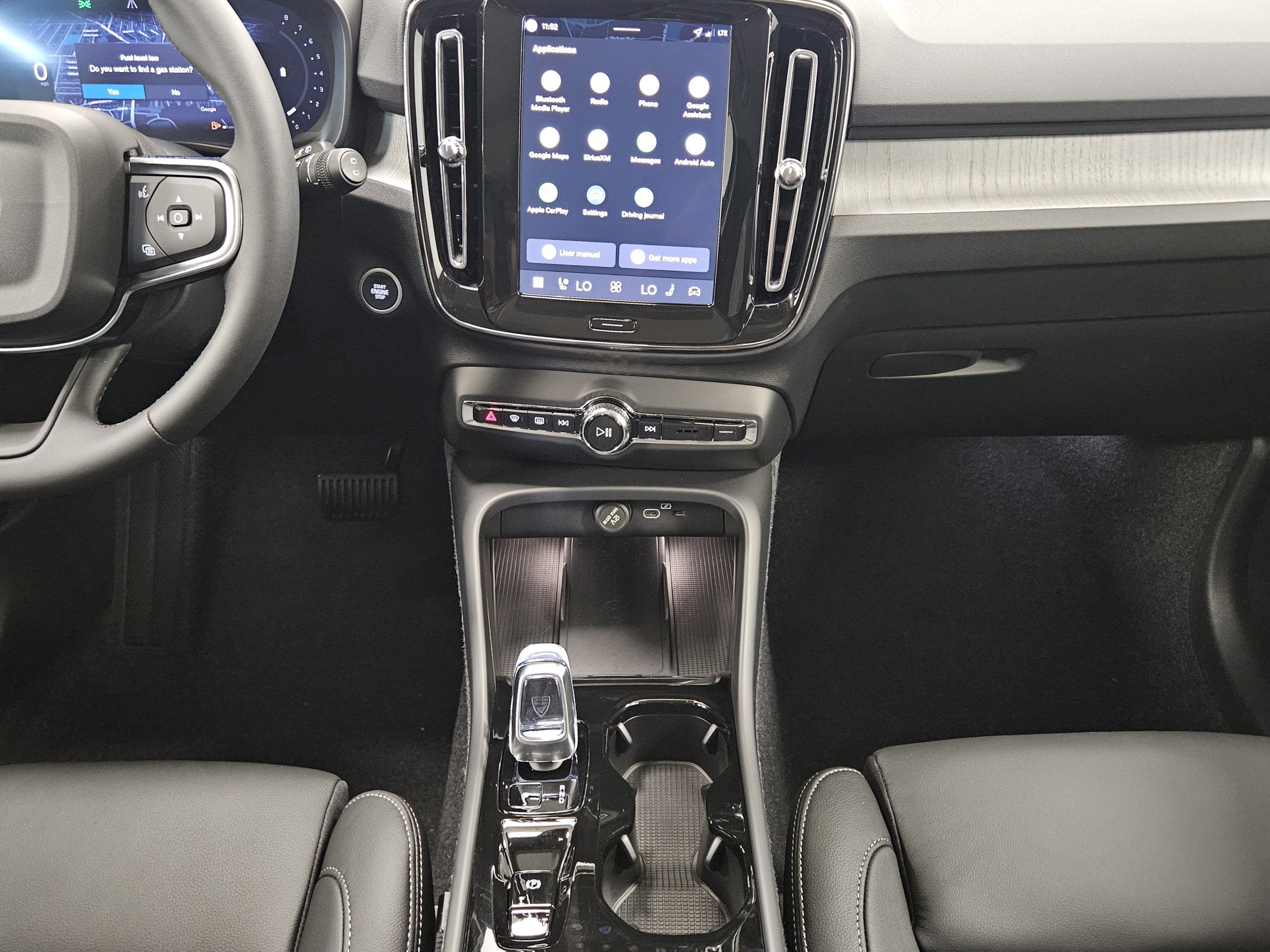 2026 Volvo XC40 Plus