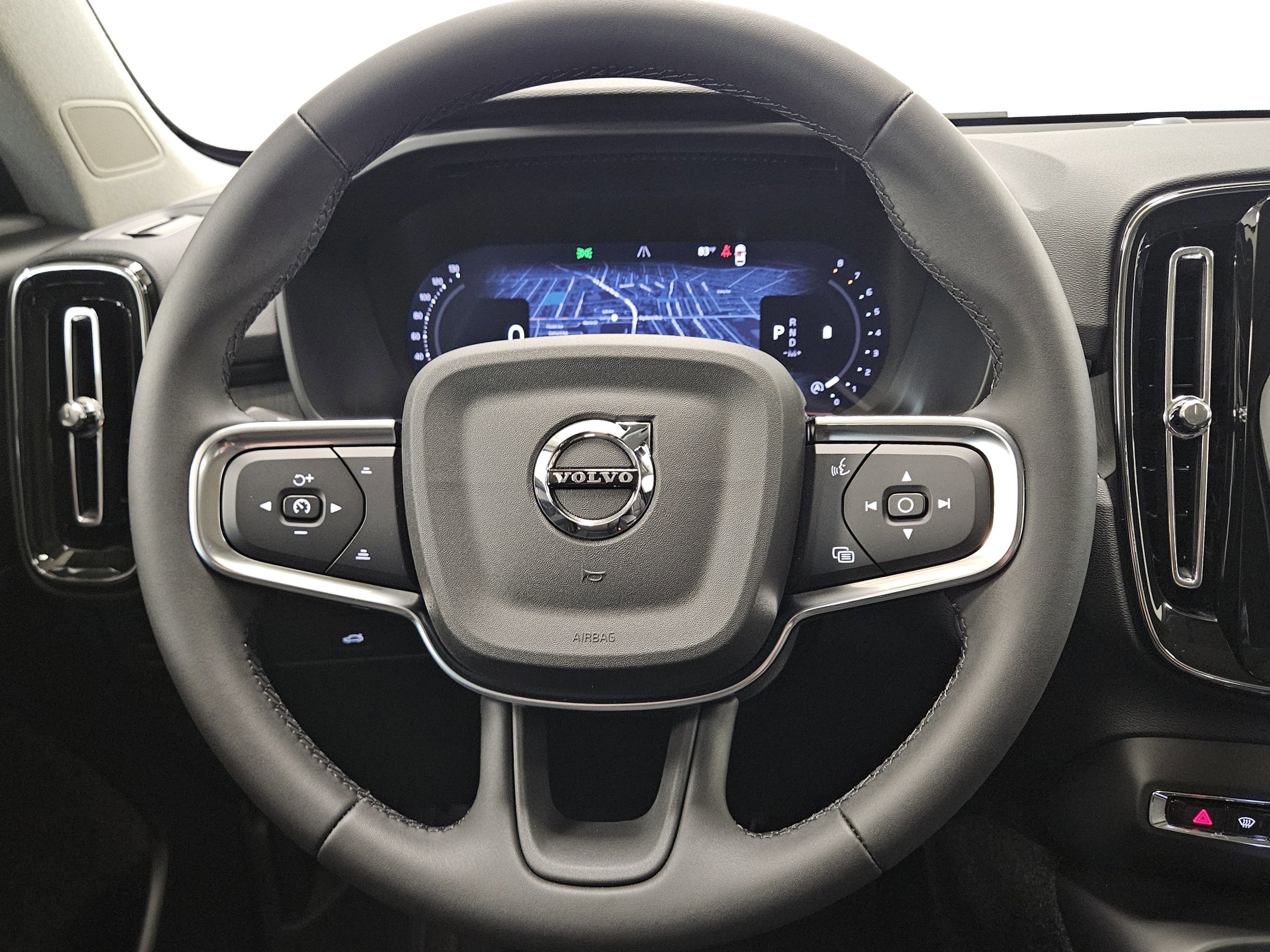 2026 Volvo XC40 Plus