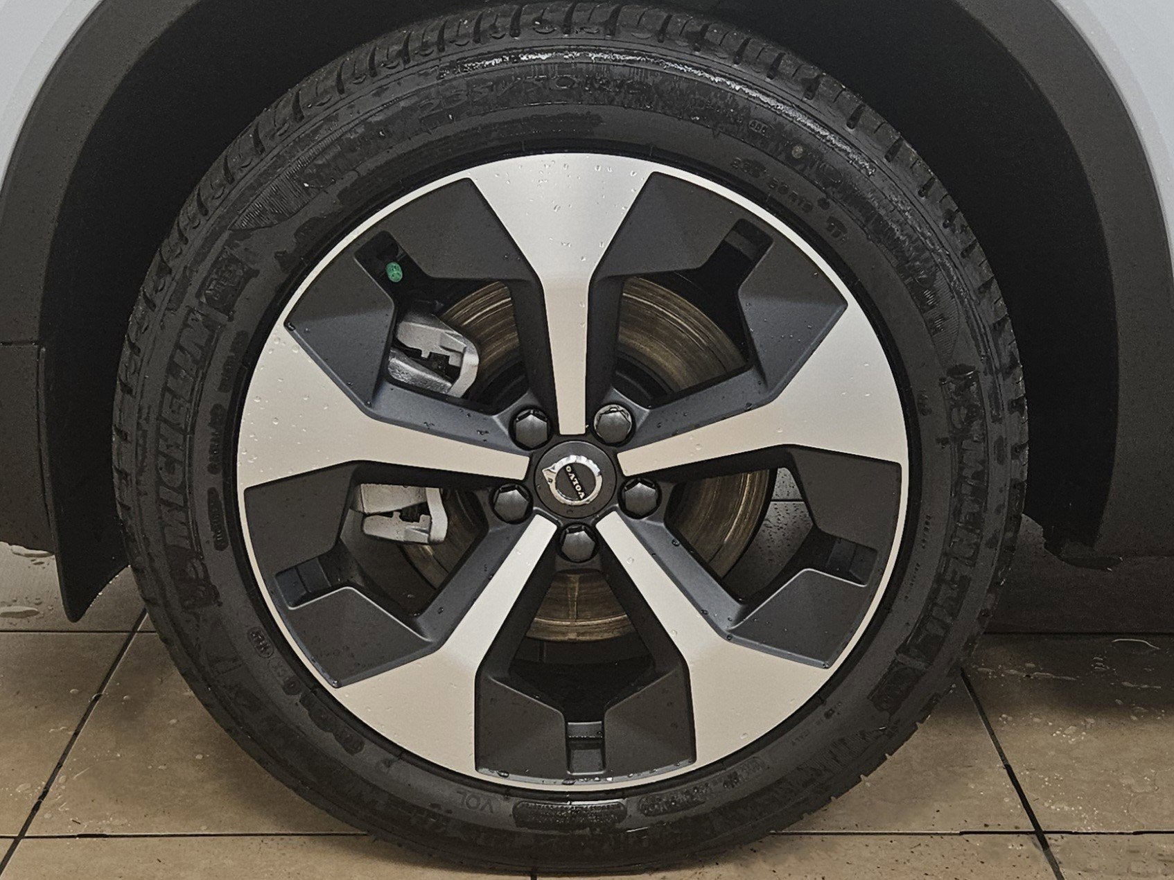 2026 Volvo XC40 Plus