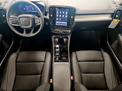 2026 Volvo XC40 Plus