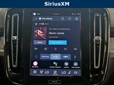 2026 Volvo XC40 Plus