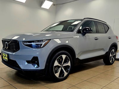2026 Volvo XC40 Plus